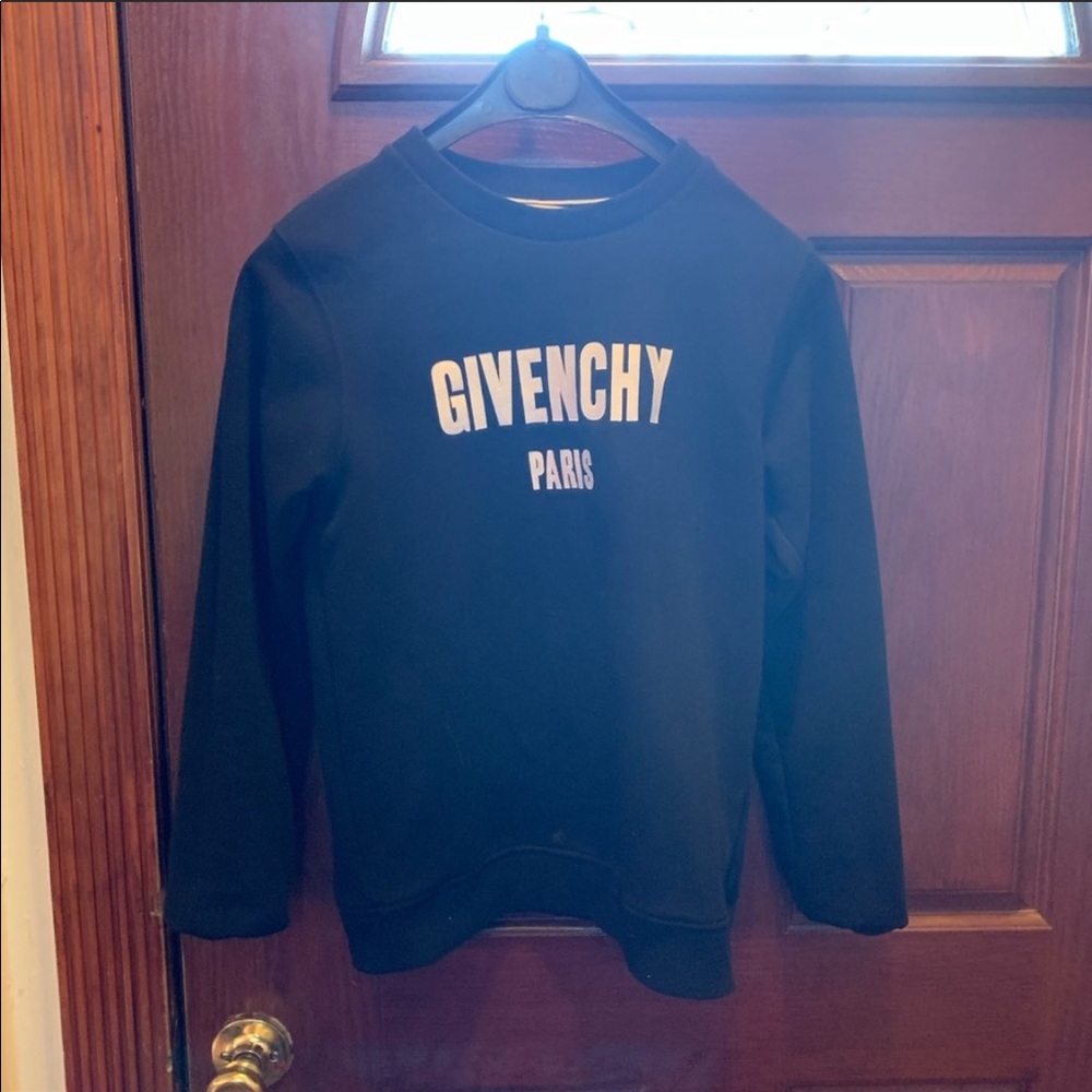 100% Authentic Givenchy!